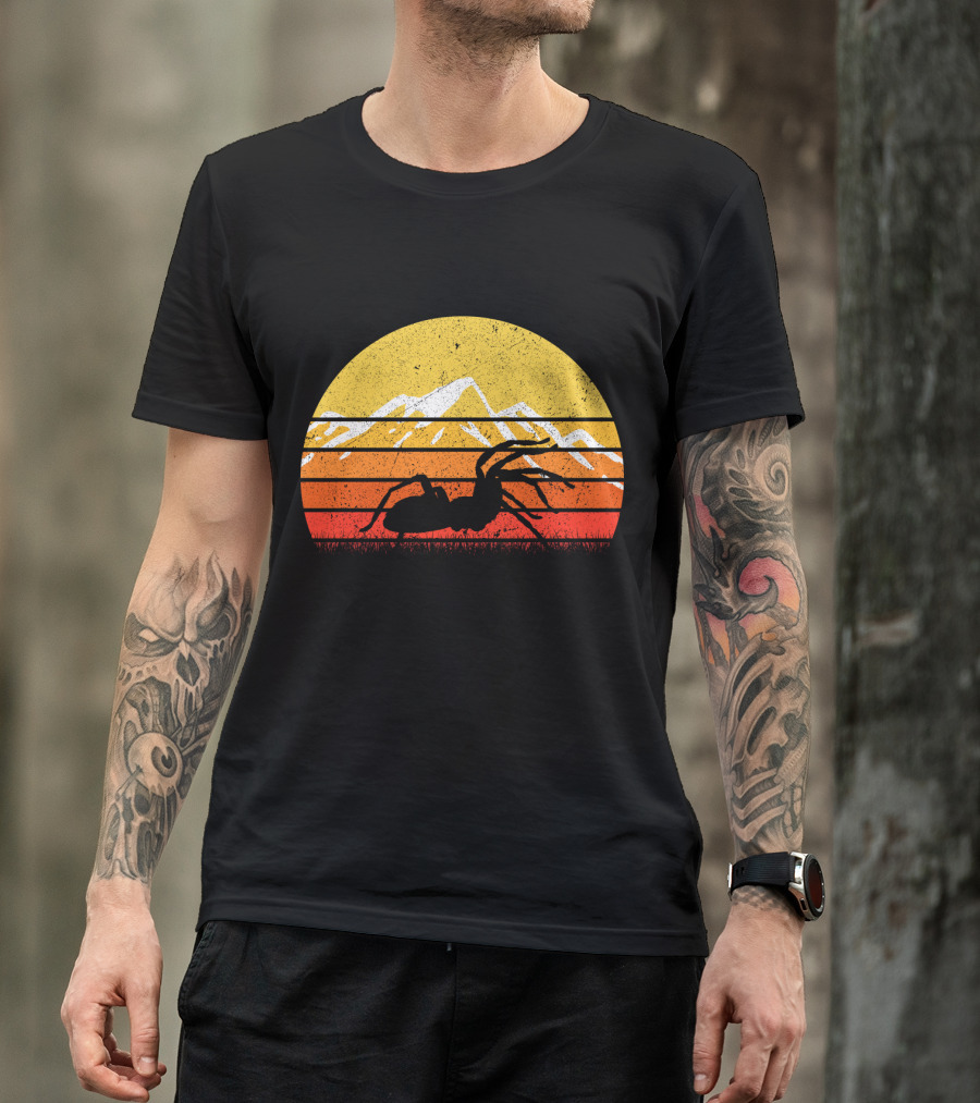 Retro Vintage Tarantula Mountain Sunset T-Shirt