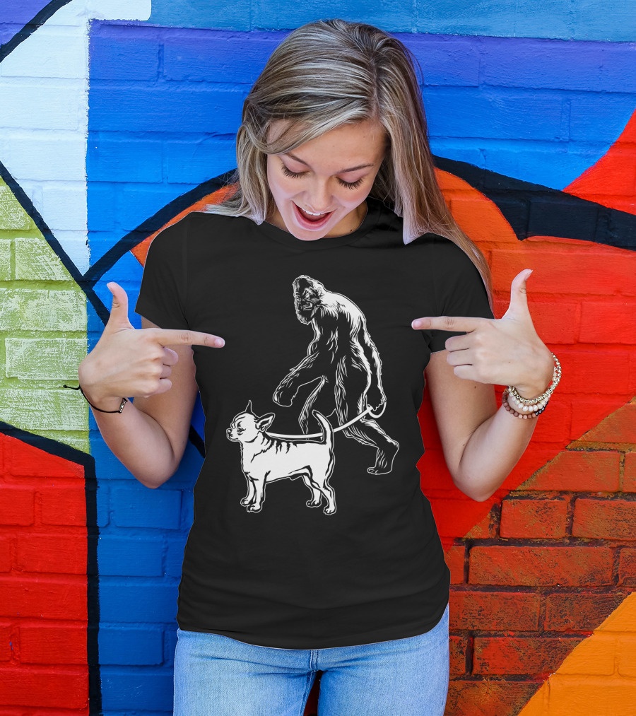 Bigfoot Walking Chihuahua Dog T-Shirt