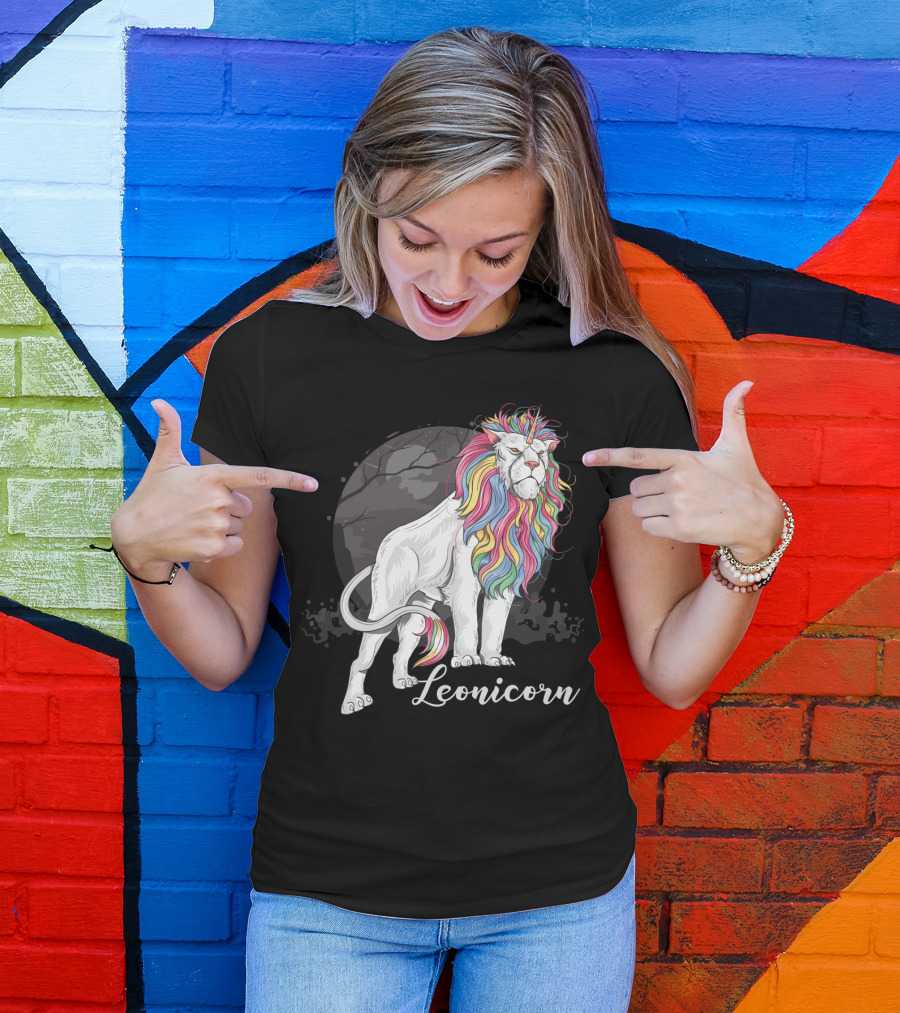 Leonicorn Rainbow-Maned Lion Unicorn Fusion T-Shirt