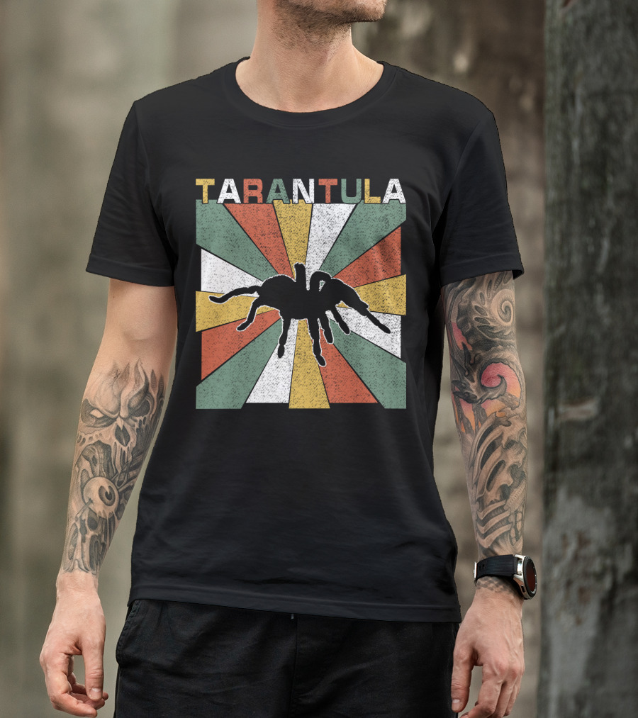 Tarantula Retro 70s Vintage Silhouette With Colorful Geometric Background T-Shirt