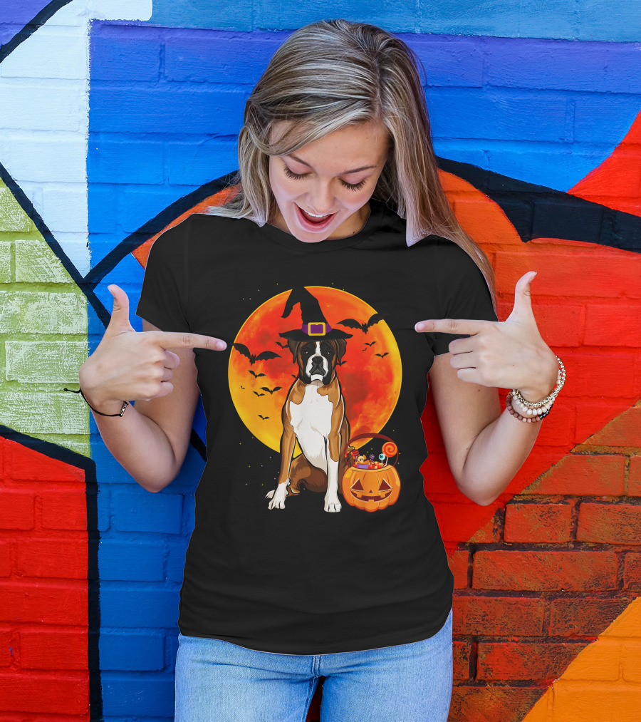 Boxer Dog With Witch Hat Pumpkin Full Moon Halloween Bats T-Shirt