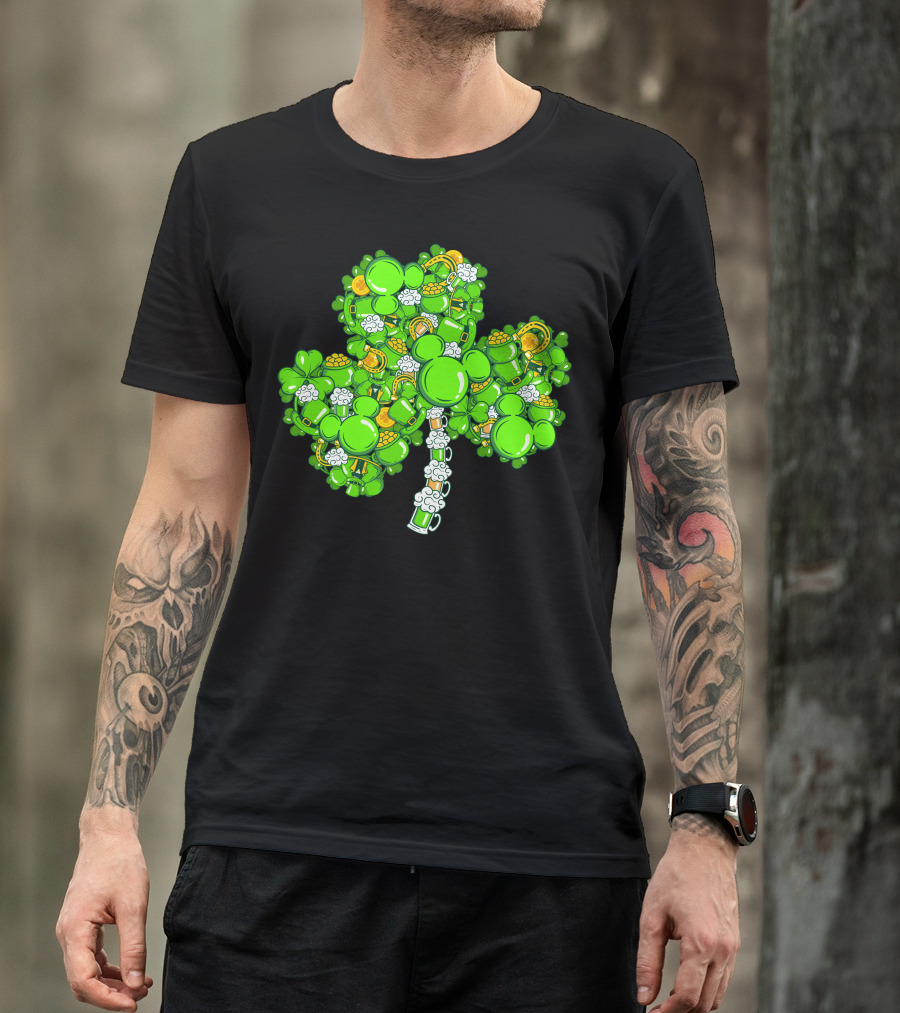 Shamrock Mickey Mouse St. Patrick's Day Beer Mugs And Gold Coins T-Shirt