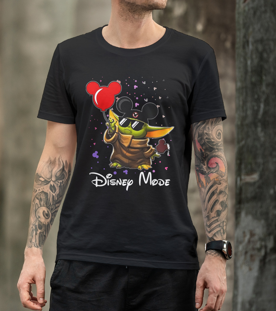 Disney Mode Baby Yoda With Mickey Balloon And Ears T-Shirt