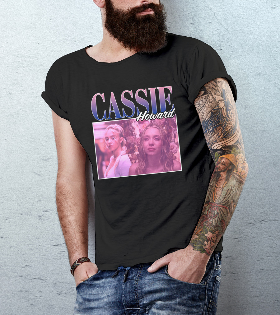 Cassie Howard Euphoria Taylorstoebeans 90s T-Shirt