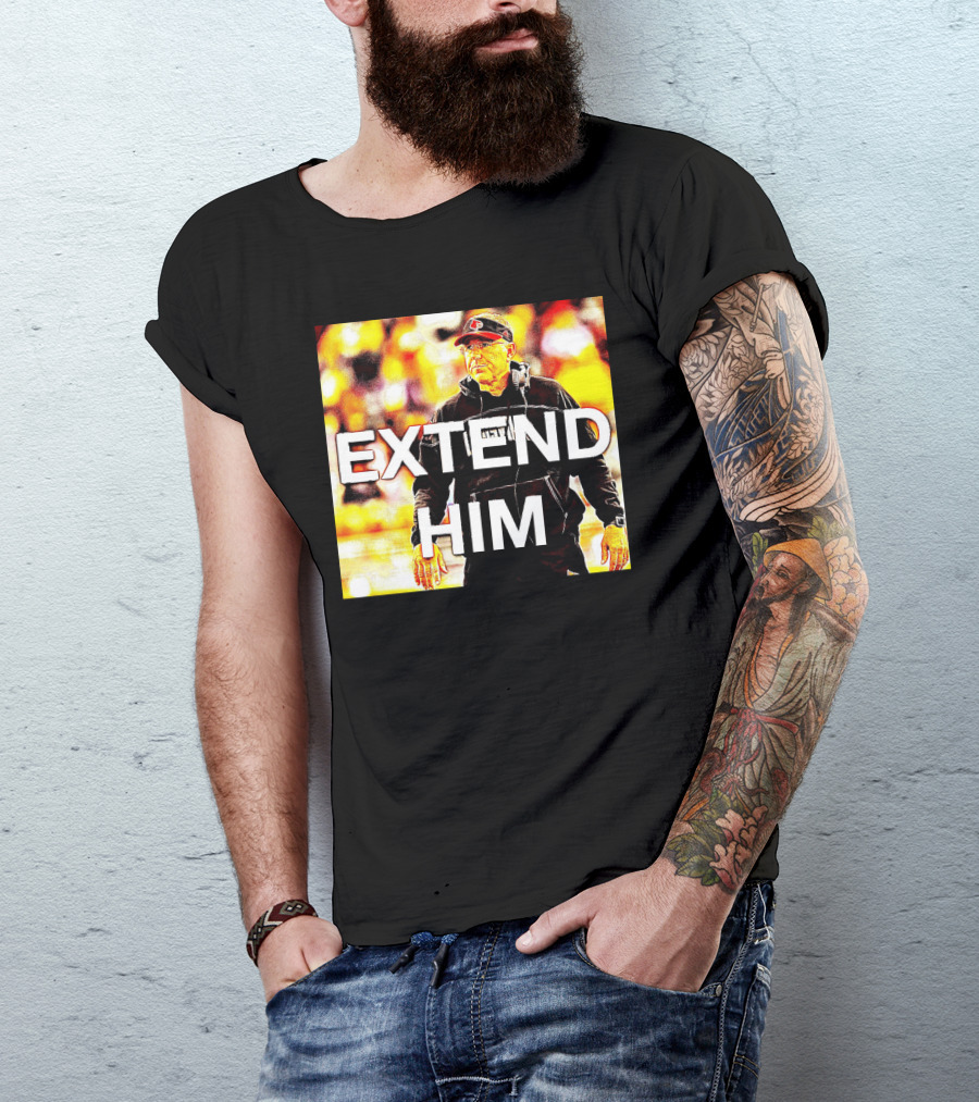 EXTEND HIM Coach With Headset And Red Cap T-Shirt
