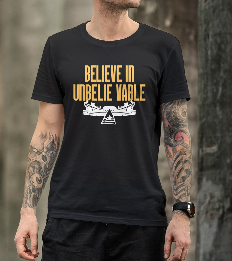 BELIEVE IN UNBELIE VABLE Ship Star Emblem T-Shirt