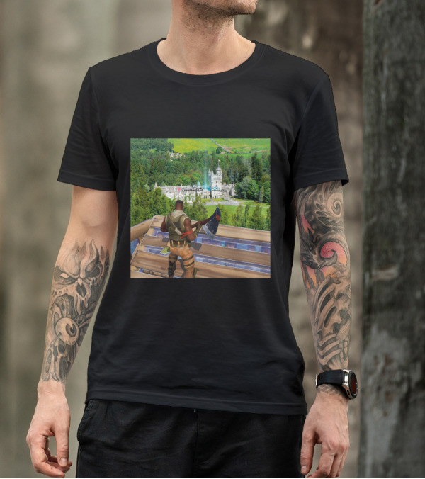 Queen Elizabeth Reboot Card Fortnite Player Landscape Castle Scene T-Shirt