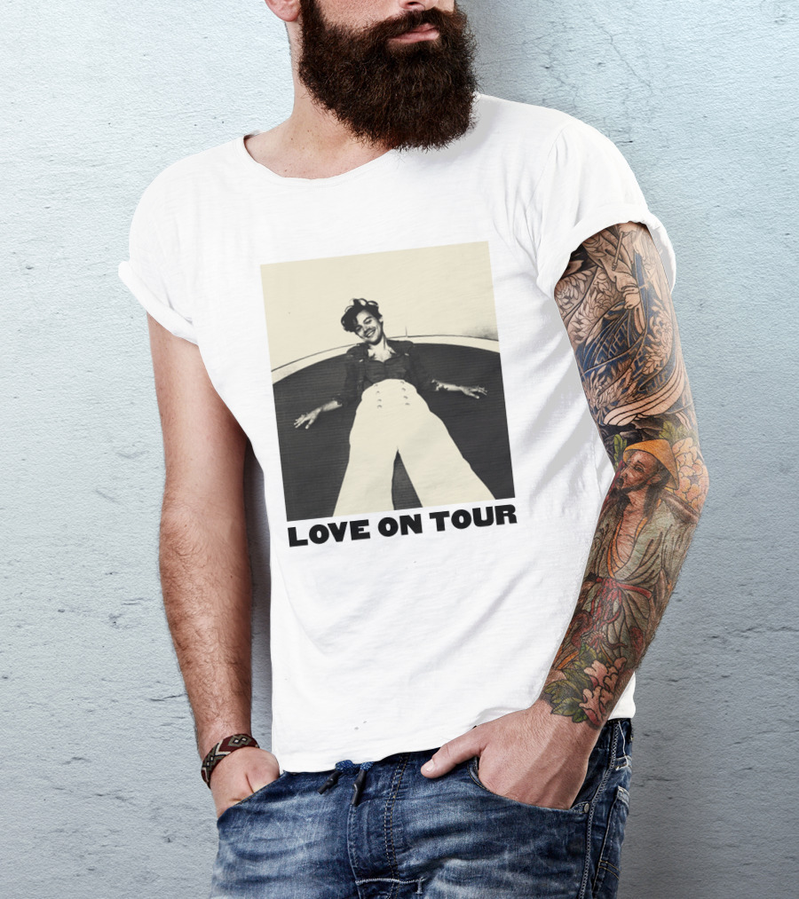 Love On Tour Harry Style Smile T-Shirt
