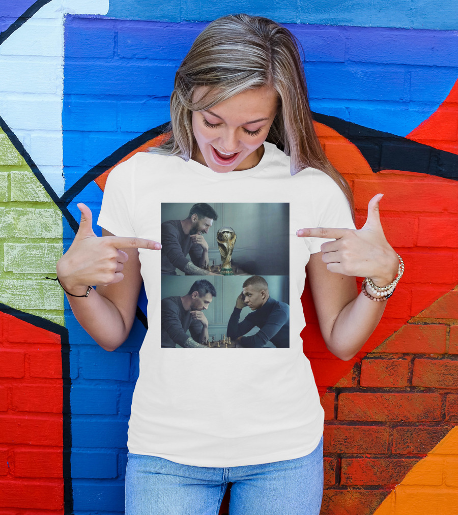 Lionel Messi And Kylian Mbappe Chess Match With FIFA World Cup Trophy T-Shirt