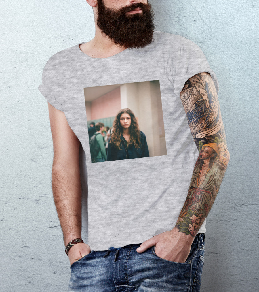 Labrinth Euphoria Season 2 Music Labrinth-Music Shop Rue Hallway Scene T-Shirt