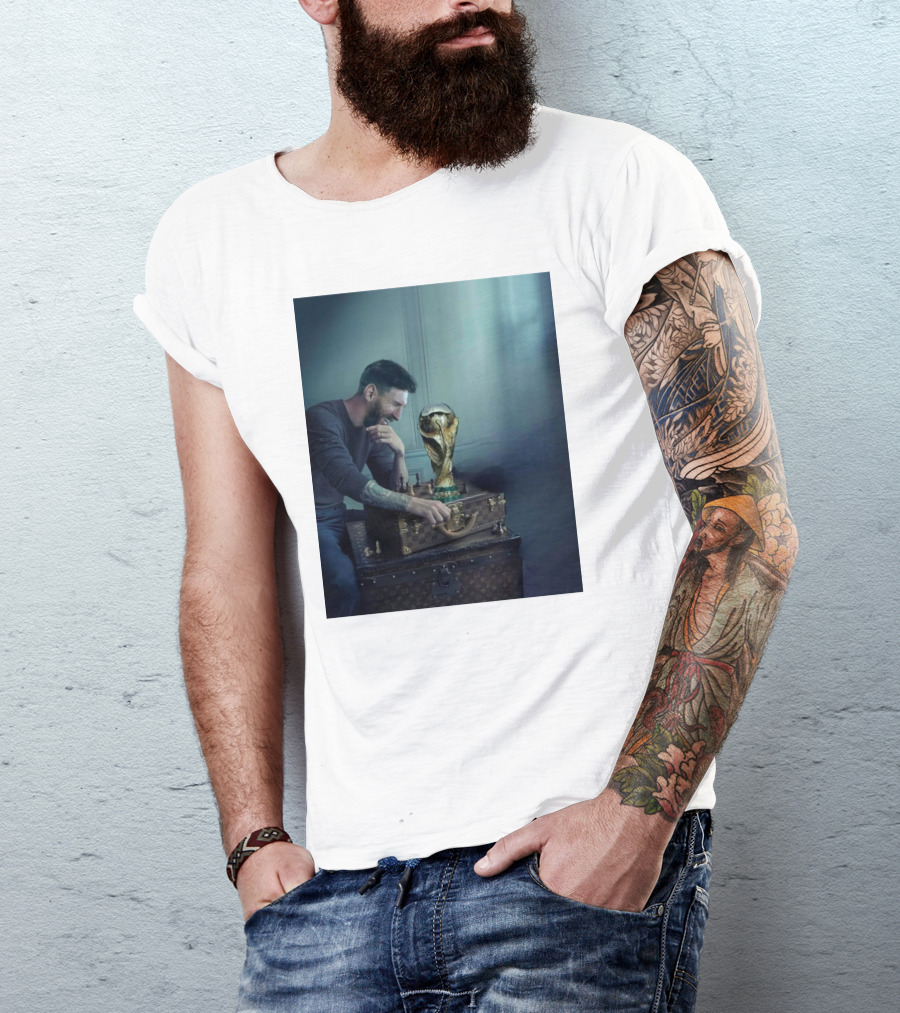 Lionel Messi Celebrates With World Cup Trophy On Luxury Trunk T-Shirt