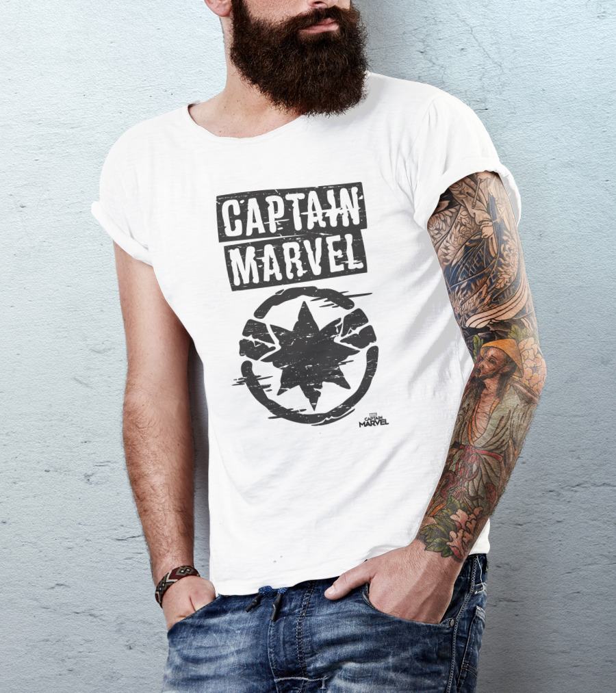 Captain Marvel Distressed Star Emblem With Painted Circle T-Shirt