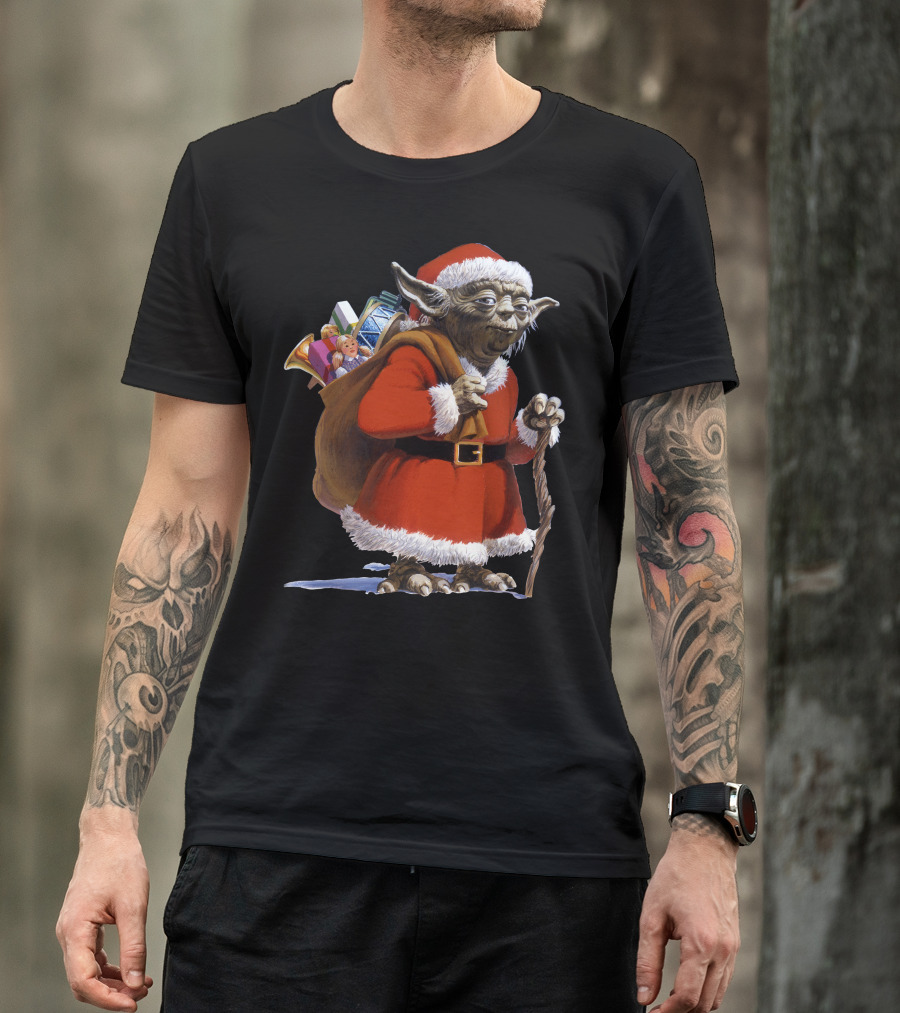 Star Wars Santa Yoda Carrying Sack Of Presents T-Shirt