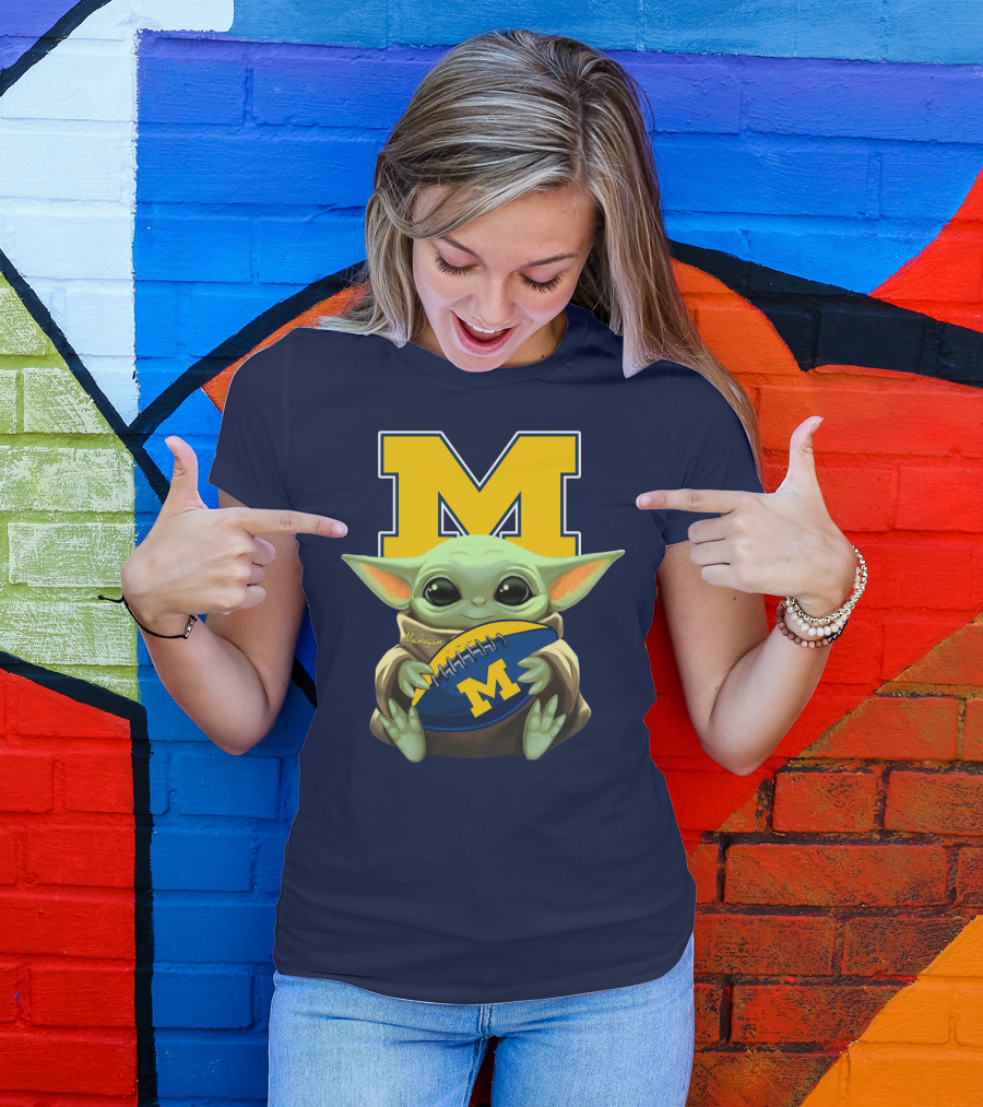 Michigan Baby Yoda Football M T-Shirt