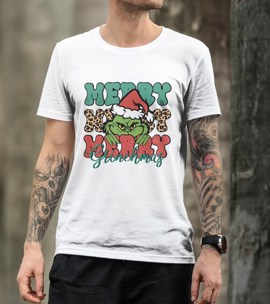 Merry Grinchmas Merry Merry Merry Grinch Christmas Santa Hat Green Face Leopard Print T-Shirt