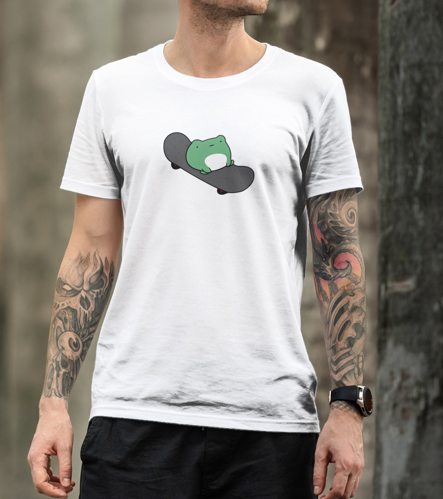 Skateboard Frog On Minimalist Deck T-Shirt