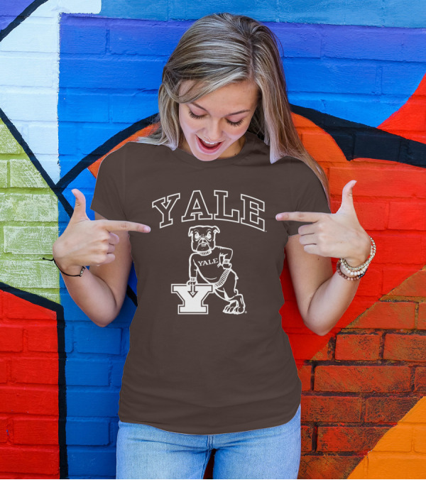 Yale Bulldogs Vintage Mascot Drawing T-Shirt