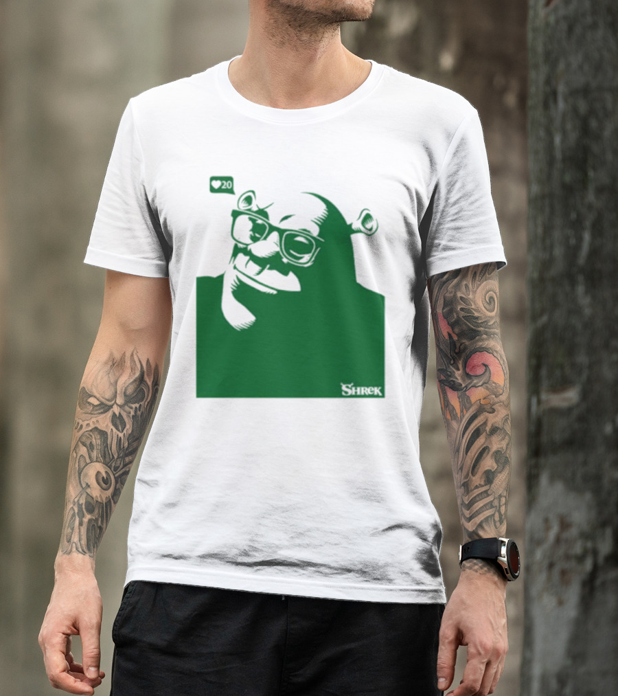 Shrek Bioworld Handsome Shrek 20 Likes Glasses T-Shirt