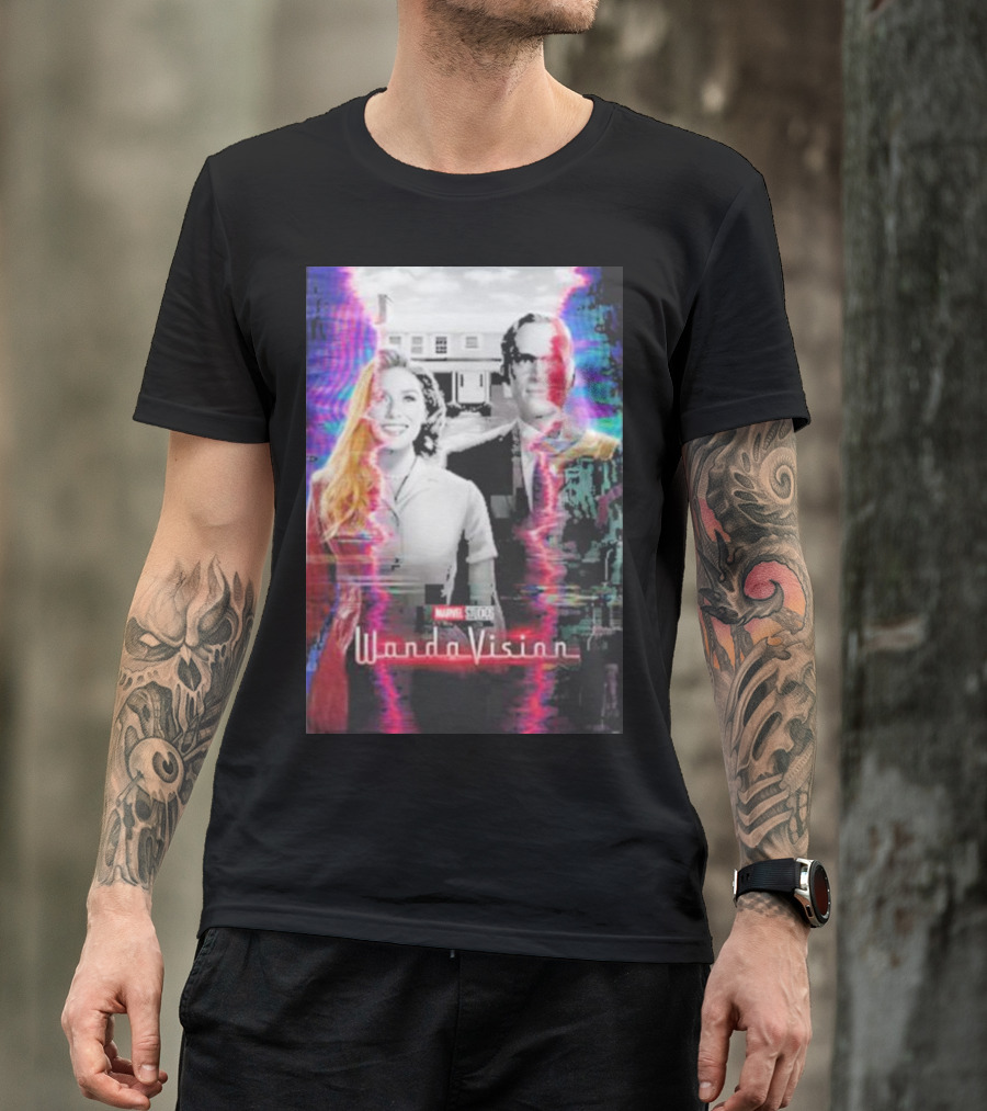 Marvel Studios WandaVision Colorful Glitch Effect Retro TV T-Shirt