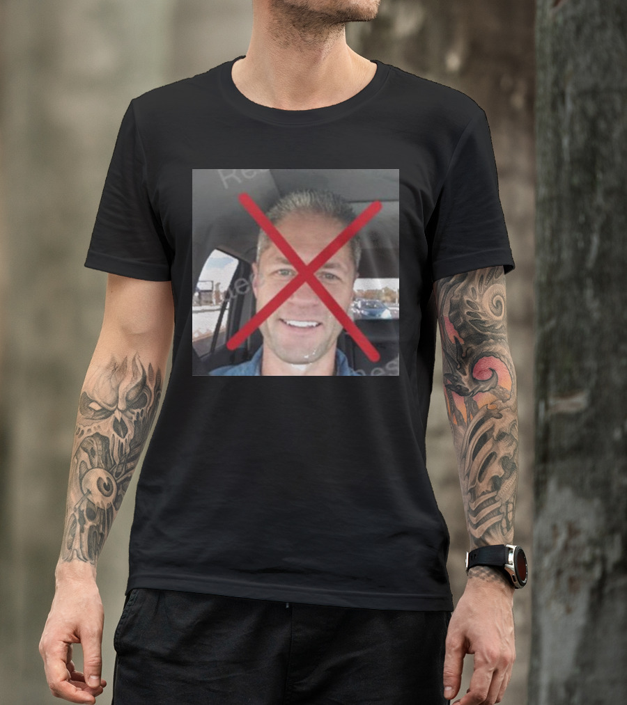 Lana Del Rey No Sean Larkin Red Crossed Out Face Image T-Shirt