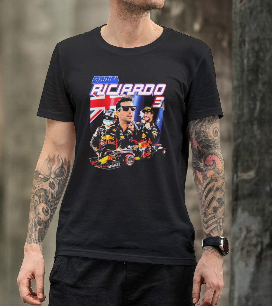 Daniel Ricciardo Red Bull Racing 3 With Australian Flag Background T-Shirt