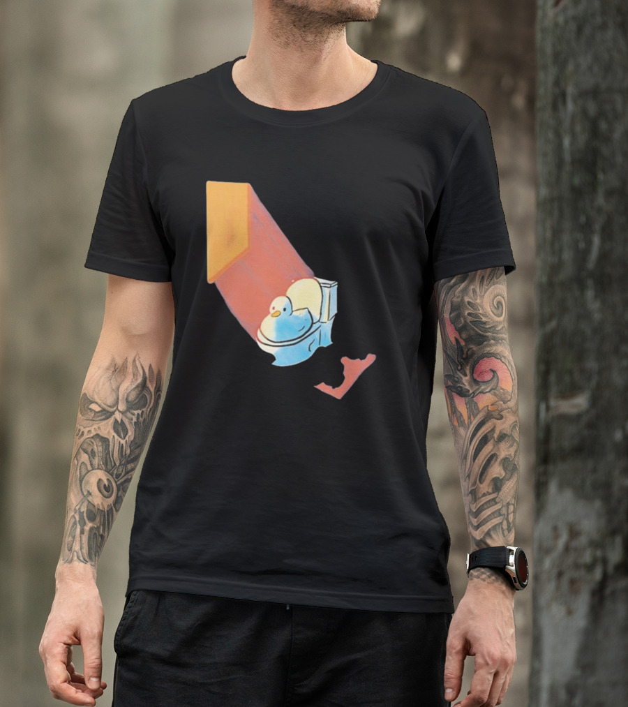 Groovy Space Duck Relaxing In Cosmic Beam On Toilet T-Shirt