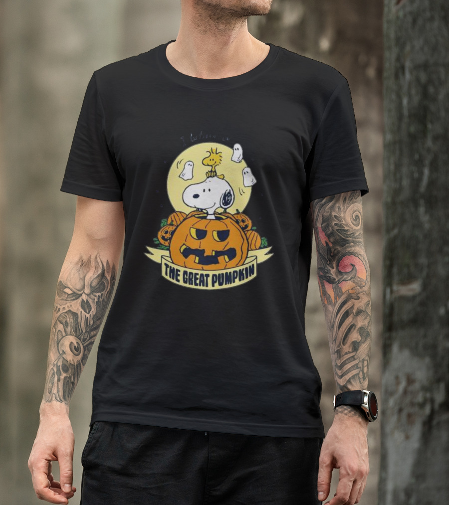 Snoopy And Woodstock I Believe In The Great Pumpkin Halloween Peanuts T-Shirt