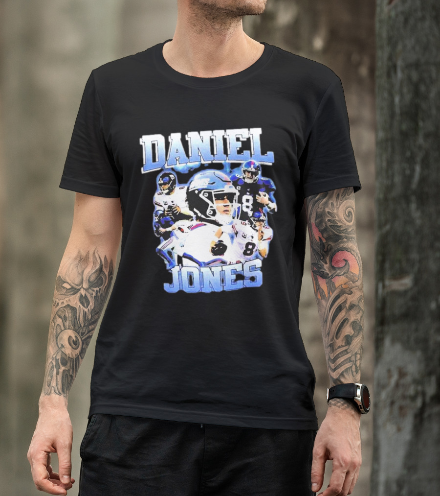 Daniel Jones Ny Giants Football Quarterback Montage T-Shirt