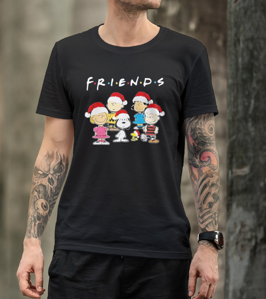 Charlie Brown Snoopy Woodstock Friends Christmas Santa Hats T-Shirt