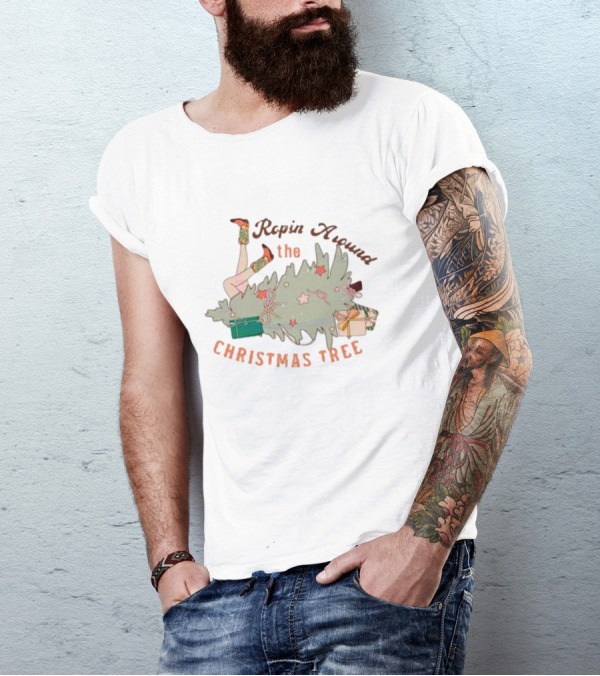 Ropin Around The Christmas Tree Vintage Western Holiday Fun T-Shirt