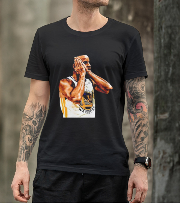 Golden State Warriors Stephen Curry Celebration Fan T-Shirt