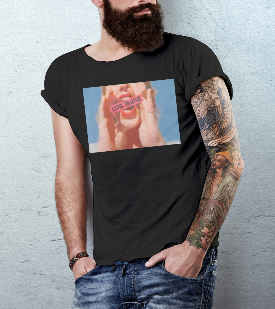 Lying Traitor Shouting Red Lips Hand Gestures T-Shirt