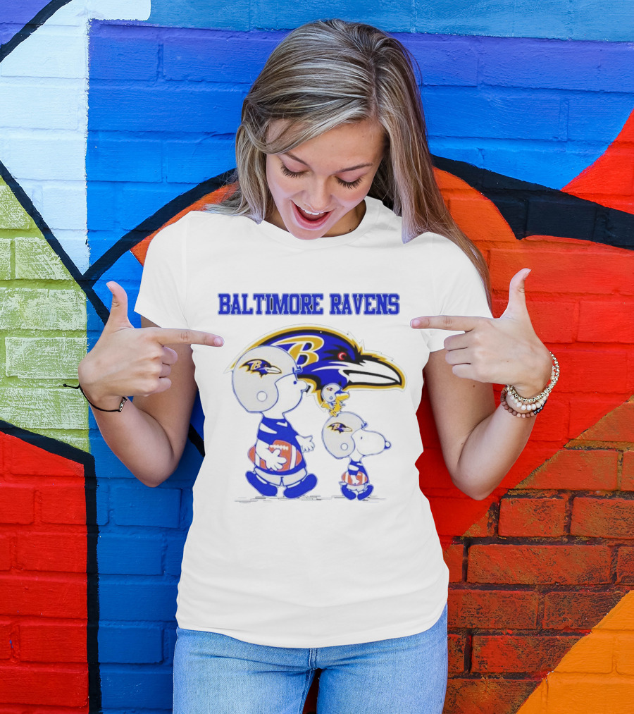 Baltimore Ravens Peanuts Snoopy And Woodstock Football Ravens T-Shirt