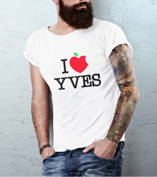 I Heart Apple Yves Red Apple T-Shirt