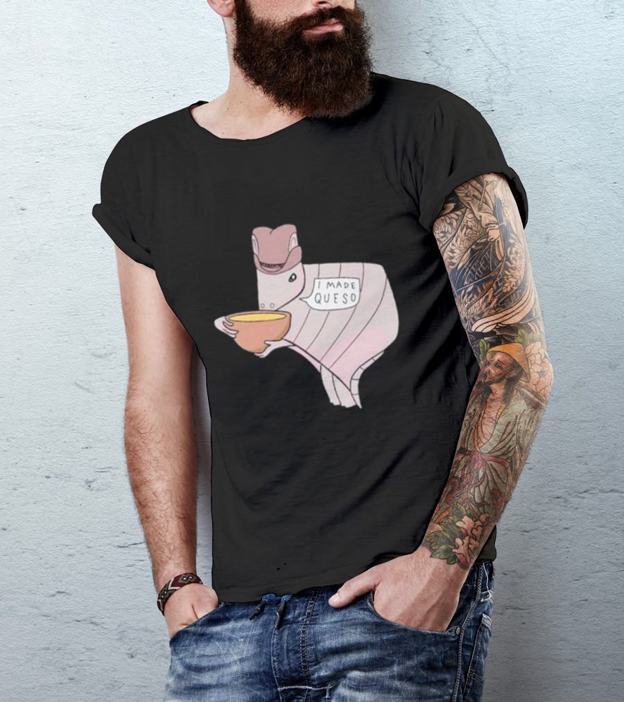 Texas I Made Queso Armadillo With Cowboy Hat T-Shirt