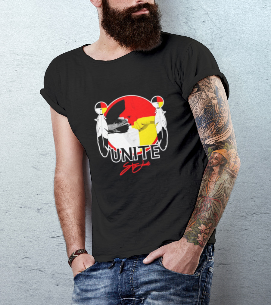 UNITE Style Native American Feathers Colorful Unity T-Shirt