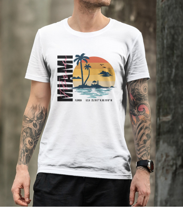 MIAMI FLORIDA U.S.A. 25.7617° N, 80.1918° W Sunset Palms Birds T-Shirt