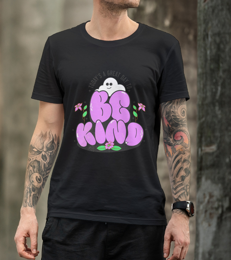 Be Kind Cute Ghost And Flowers T-Shirt