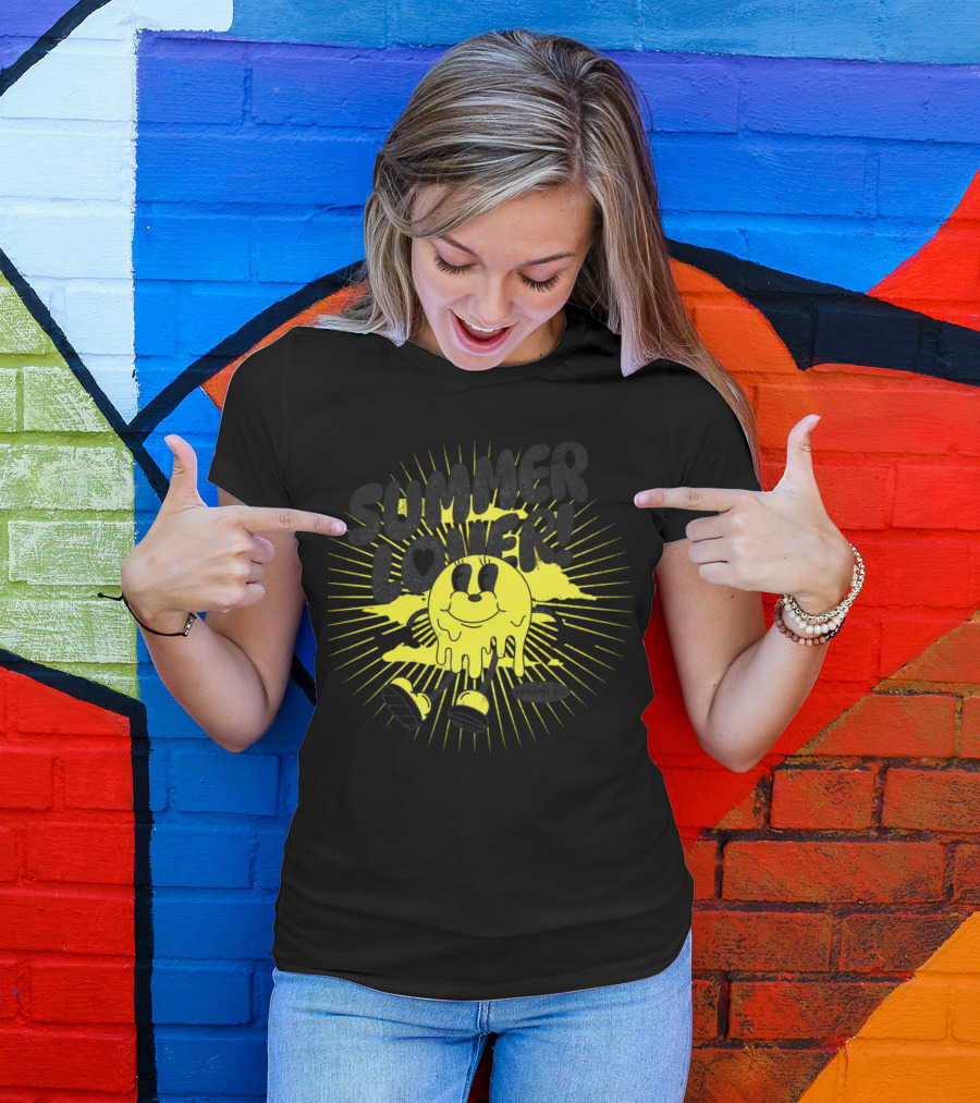 Summer Lover Cartoon Melting Smiley With Radiant Sunburst Background T-Shirt