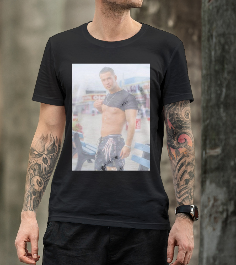 Jersey Shore Mike Sorrentino Style Boardwalk Photo T-Shirt