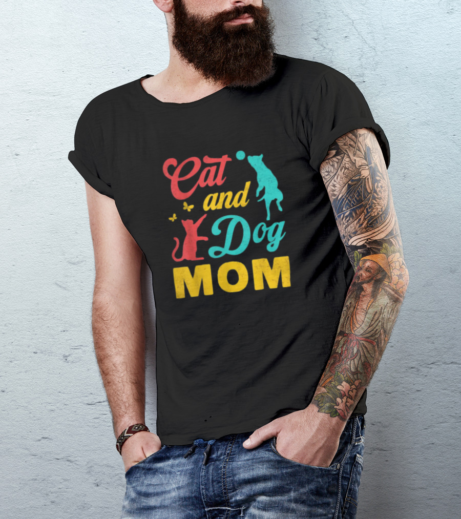 Cat And Dog Mom Vintage Mothers Day Cat Dog Lover Mama T-Shirt