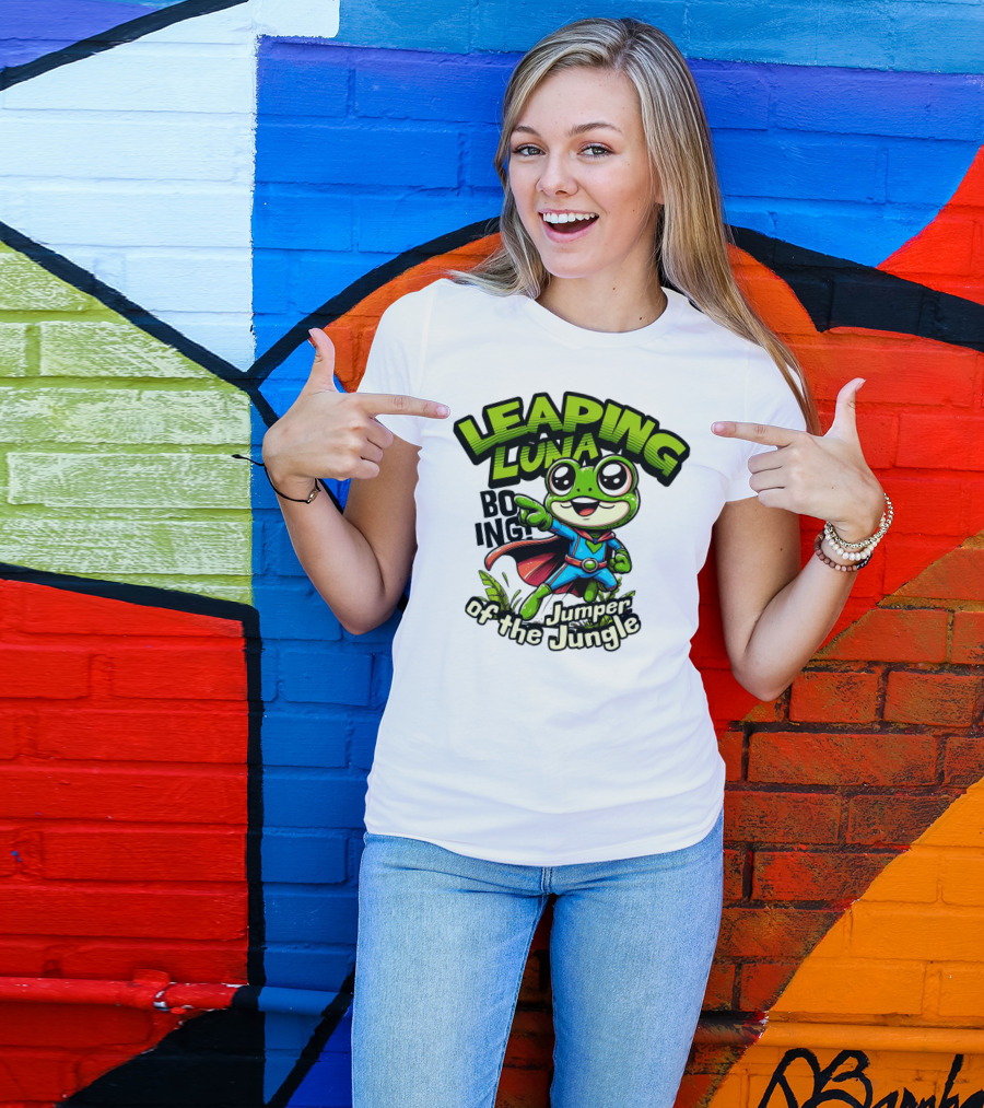 Leading Luna Jumper Of The Jungle T-Shirt