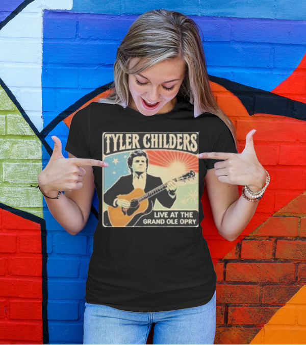 Tyler Childers Live Performance With Guitar At The Grand Ole Opry Iconic Event T-Shirt