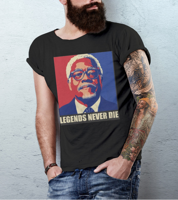 Rest In Peace James Earl Jones Legends Never Die Pioneering Icon Of Film And Stage T-Shirt