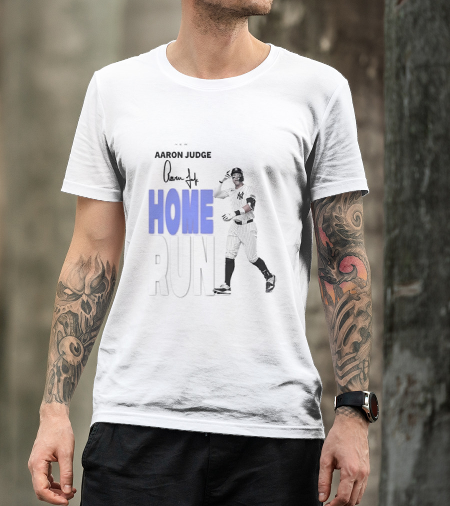 Aaron Judge Home Run New York Yankees Signature T-Shirt