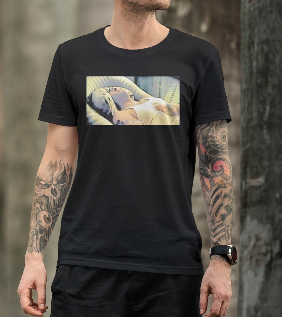 Tony Cums Retro Vintage Scene T-Shirt