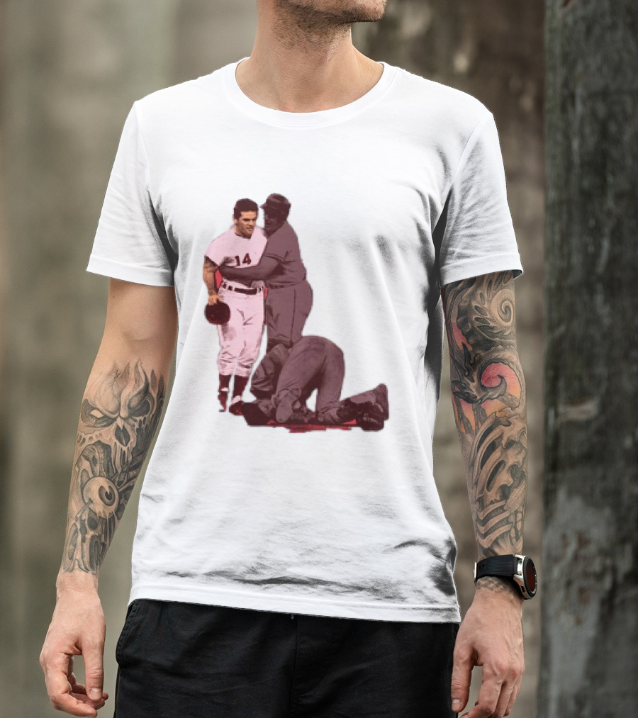 Pete Rose Levels Ray Fosse Baseball Collision Moment T-Shirt