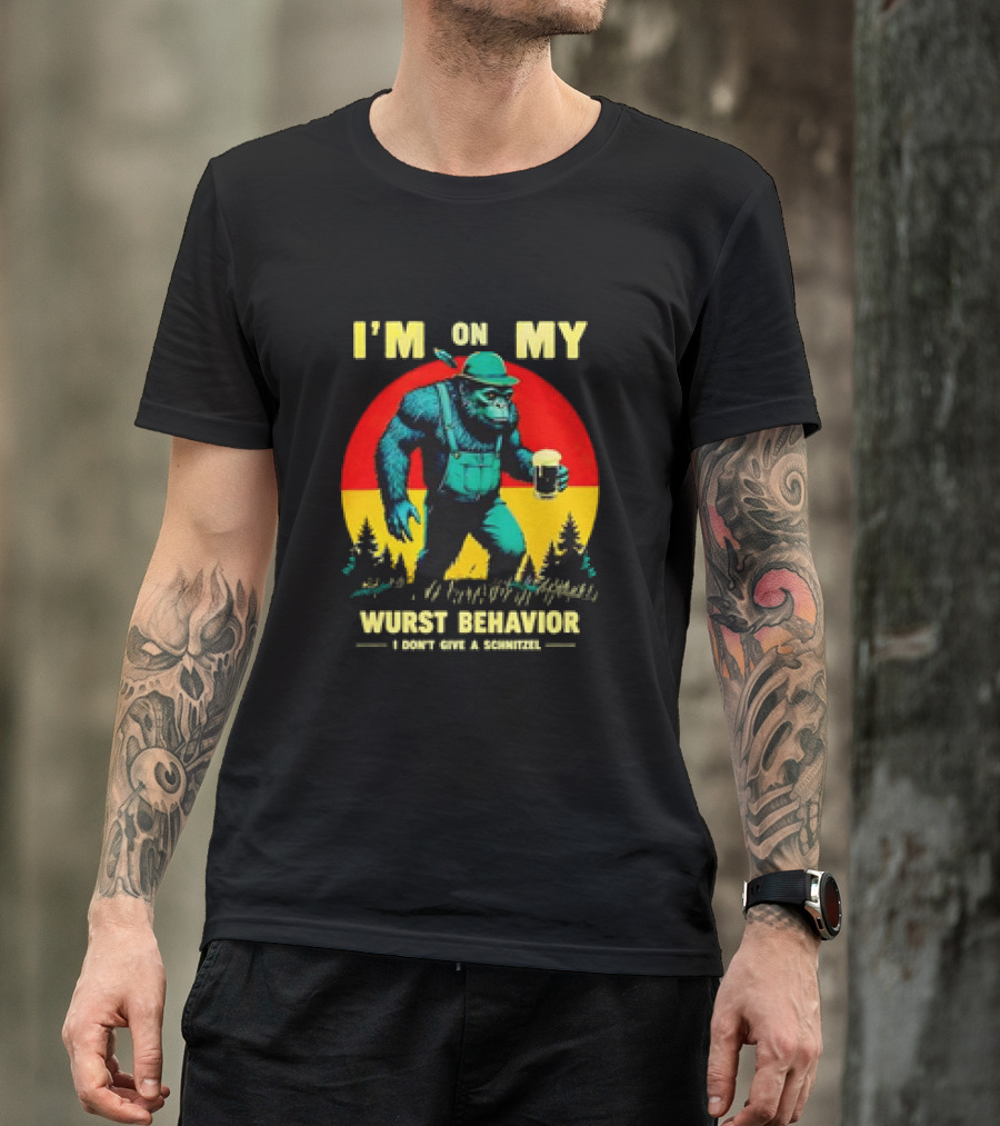 I'm On My Wurst Behavior I Don't Give A Schnitzel German Beer Wurst Funny Oktoberfest Retro T-Shirt