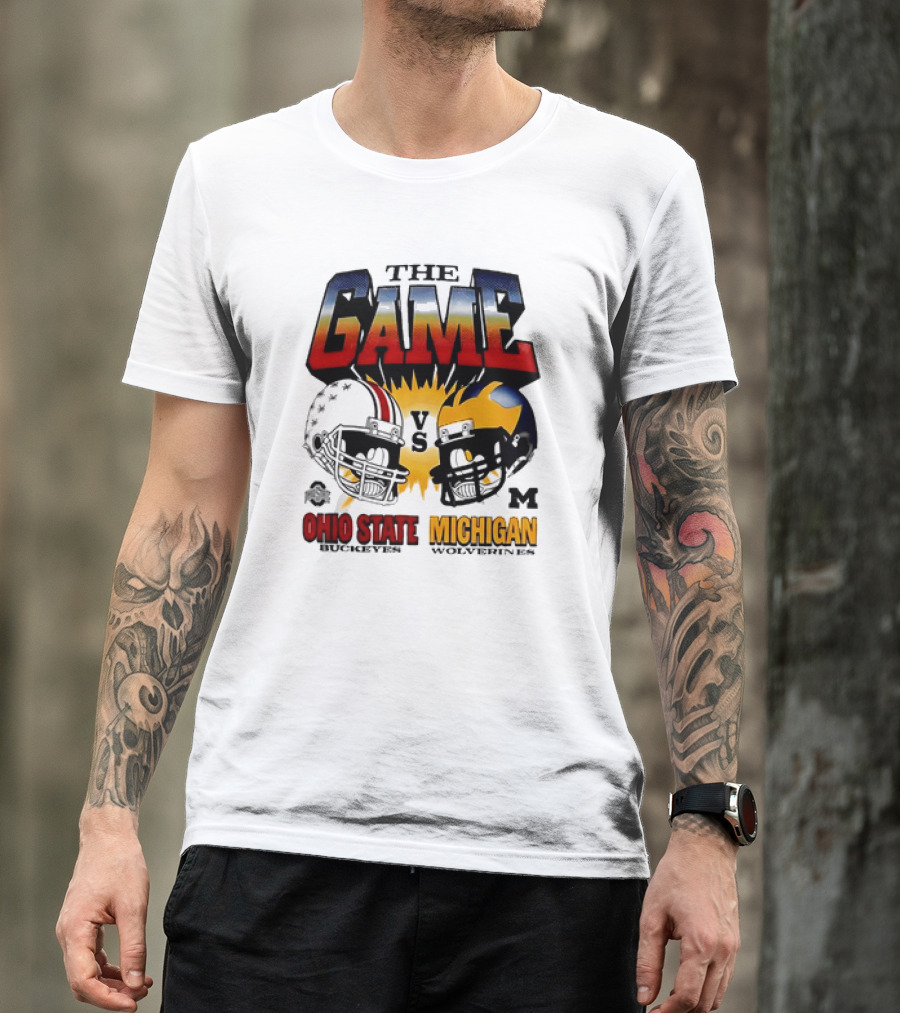 THE GAME Ohio State Buckeyes Vs Michigan Wolverines Helmet Rivalry Vintage T-Shirt