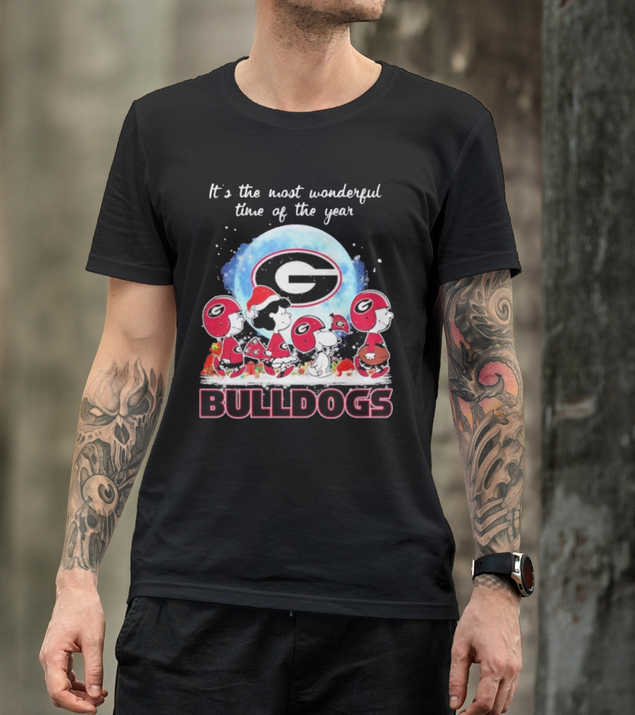 It's The Most Wonderful Time Of The Year Peanuts Characters Georgia Bulldogs T-Shirt